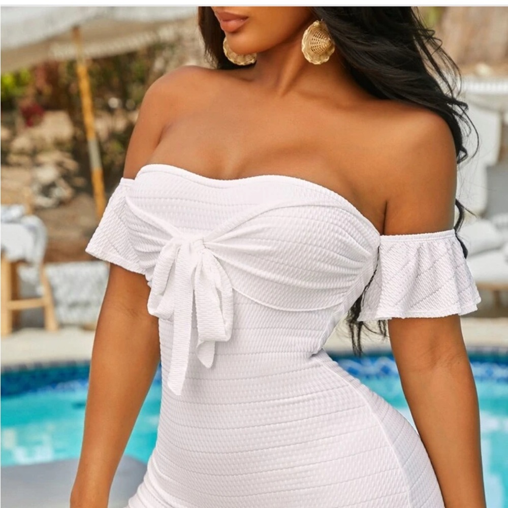 Elegant Off-Shoulder White Romper
